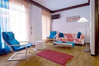 **** Hotel Valencia Apartments Barcelona Spanien